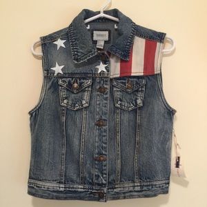 F21 American Flag vest size S NWT